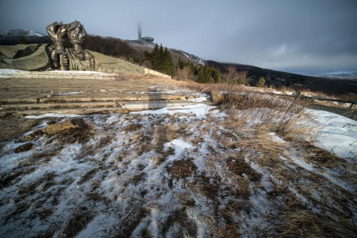 buzludzha.jpg