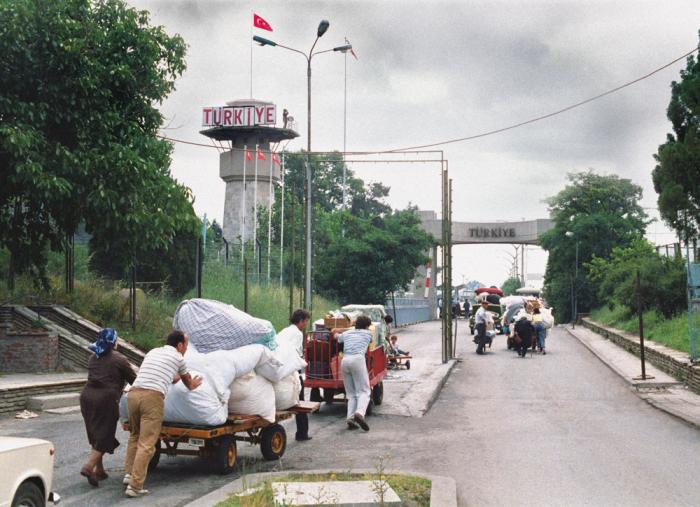 Within three months 350,000 Turks were forced to leave Bulgaria for Turkey