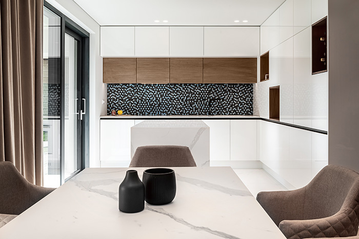 Studio One dining area kitchen.jpg 