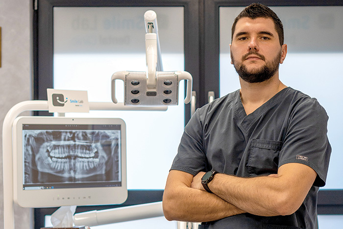 Smile Lab dental clinic dr Mario Chakarov.jpg