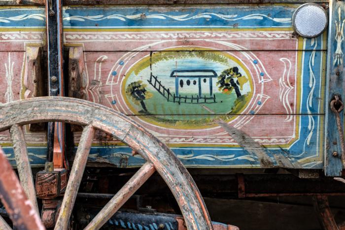 Painted horse carts can still be seen on the streets of Elena