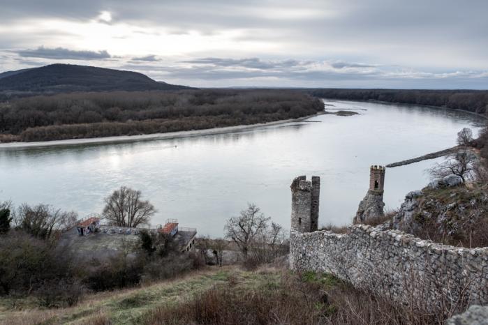 devin castle