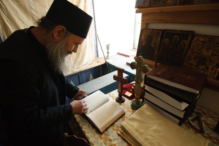 Zografou monastery library
