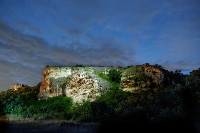 Rock niches by Dolno Cherkovishte