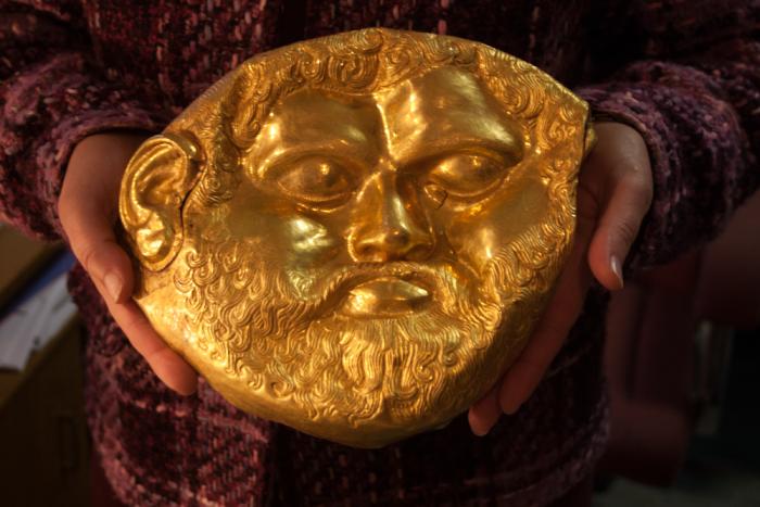A gold mask, supposedly of Thracian king Teres, was discovered in an otherwise unremarkable grave in 2001, in the Valley of Thracian Kings