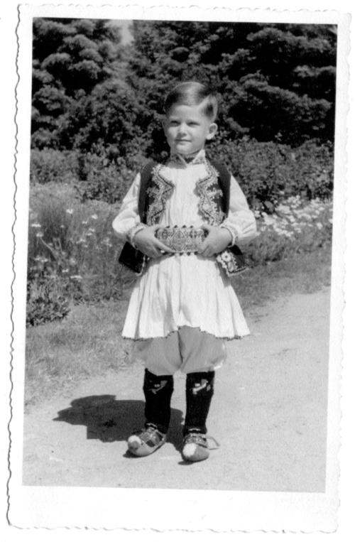 Simeon Saxe-Coburg-Gotha became king at age six