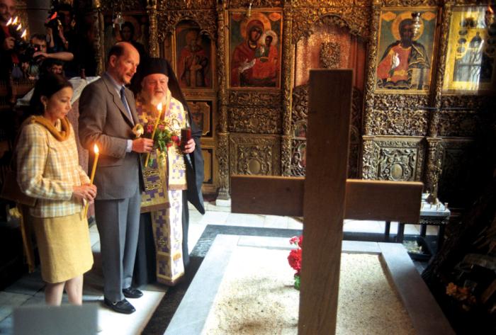 The king was expelled by the Communists in 1946 and returned to Bulgaria for the first time in 1996