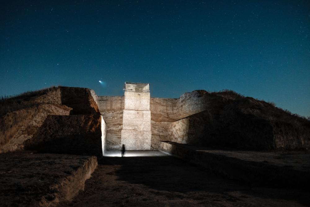 maltepe mound.jpg