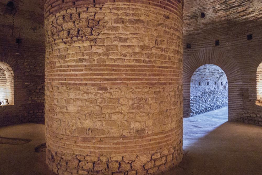 pomorie tomb.jpg