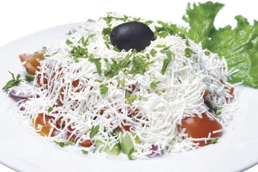Shopska salad is the ultimate rakiya companion