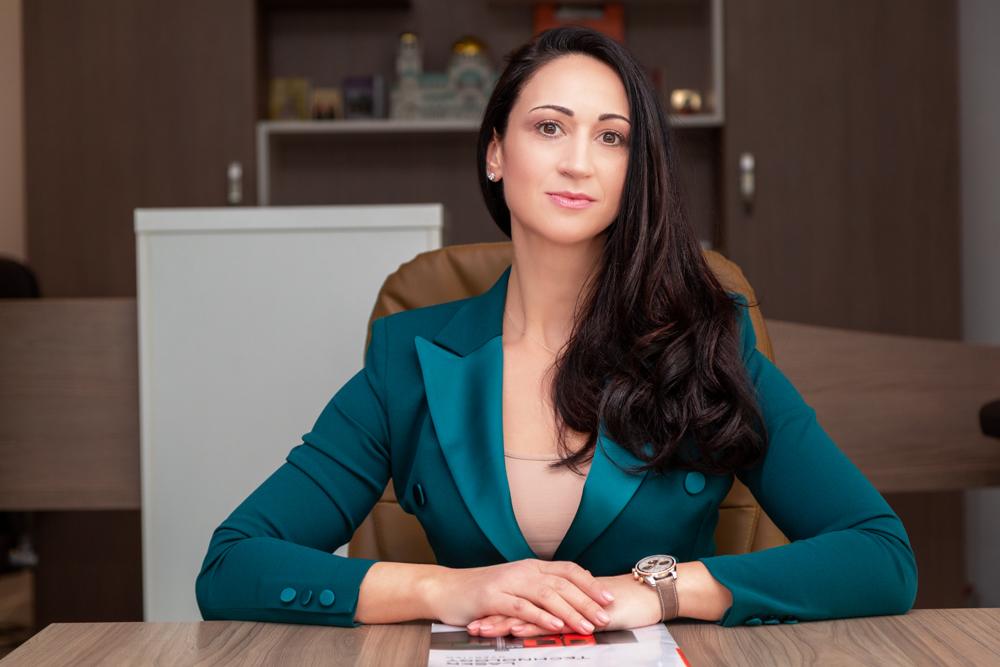 denitsa mengova.jpg 