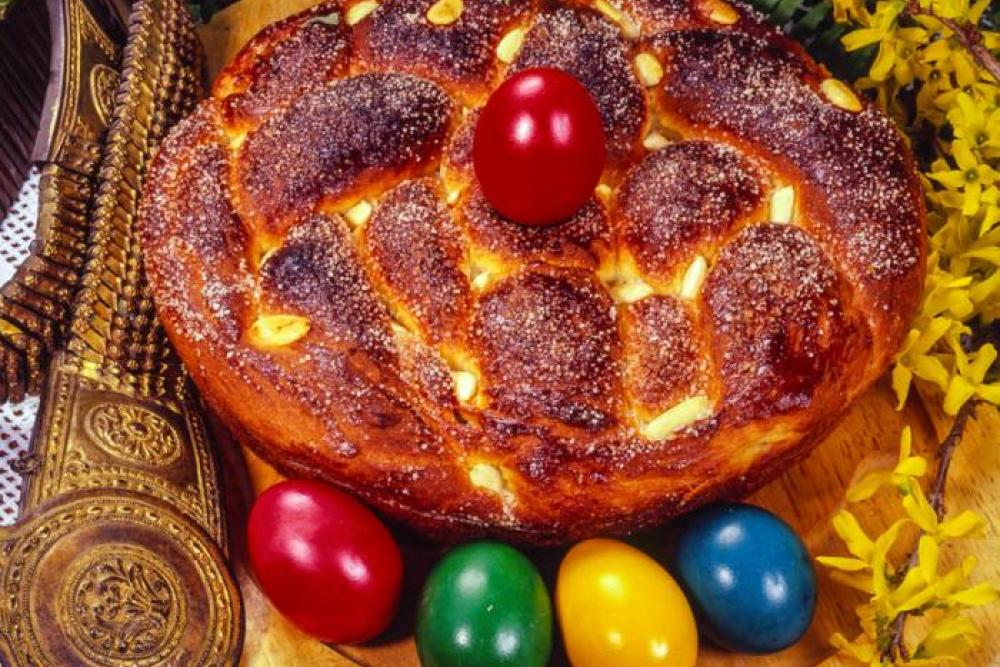 In Bulgaria, no Easter is for real without coloured eggs and aromatic kozunak