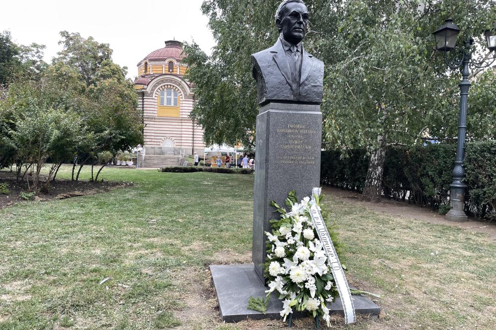 woodrow willson monument bulgaria sofia
