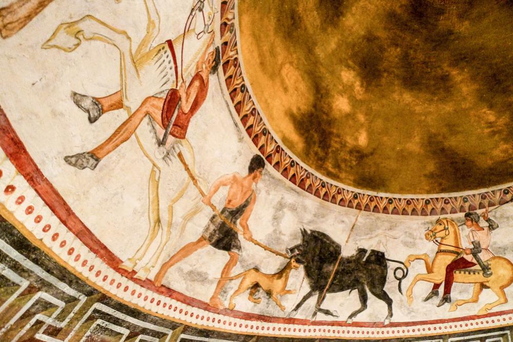 Sacred hunt, a mural at Aleksandrovo Tomb
