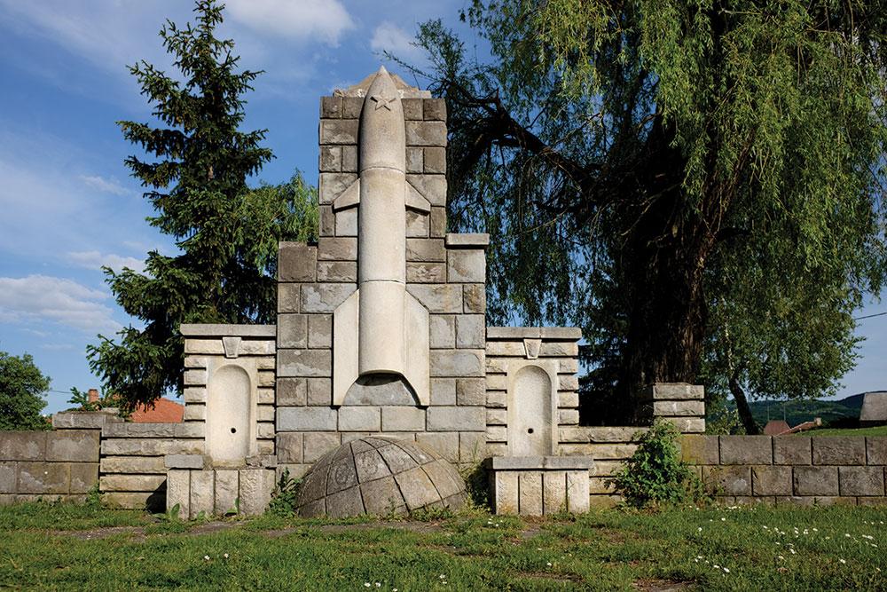 Monument to the Soviet space programme in Dryanovo