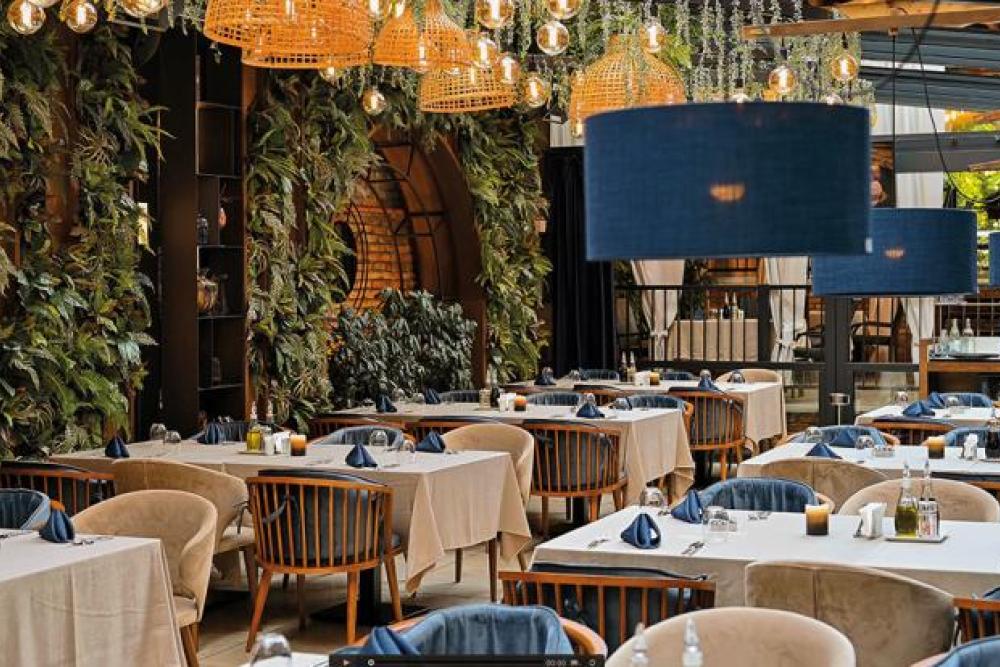 villa mare restaurant 2.jpg