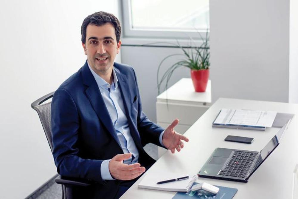 Anton Slavtchev Avison Young.jpg