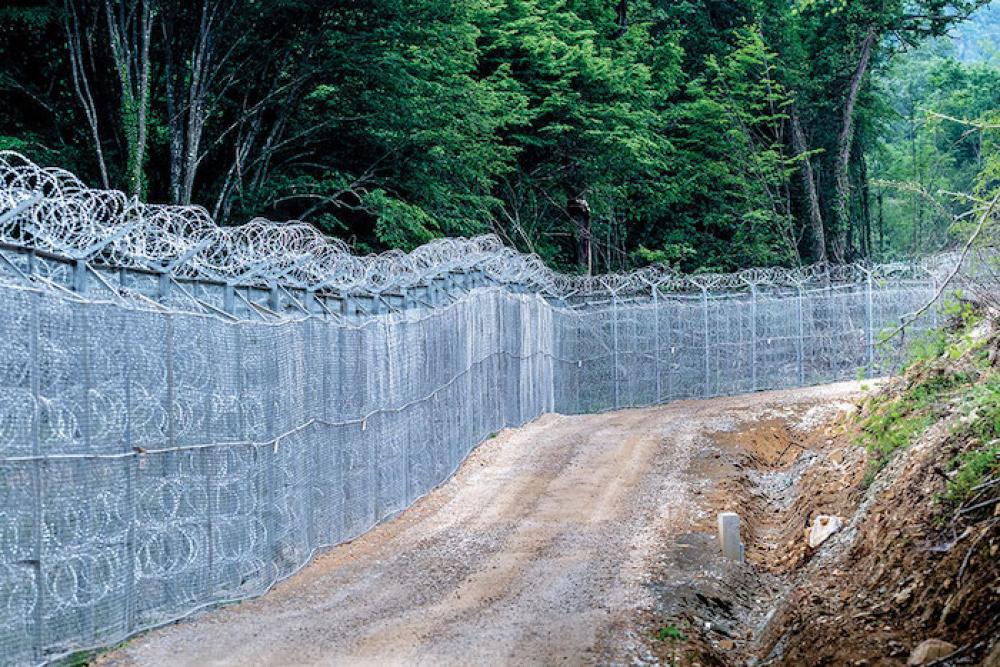 border.jpg