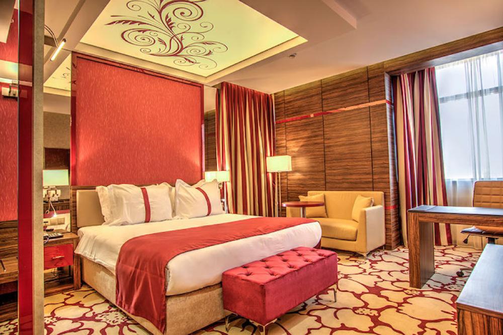 holiday inn plovdiv.jpg 