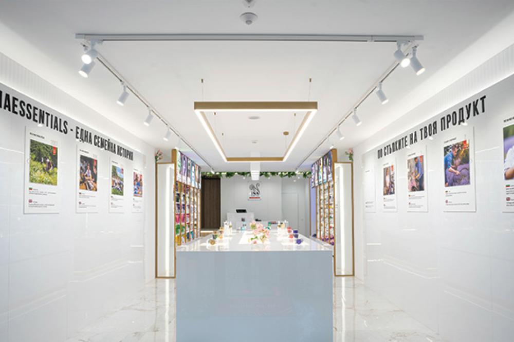 Frame Design office.jpg