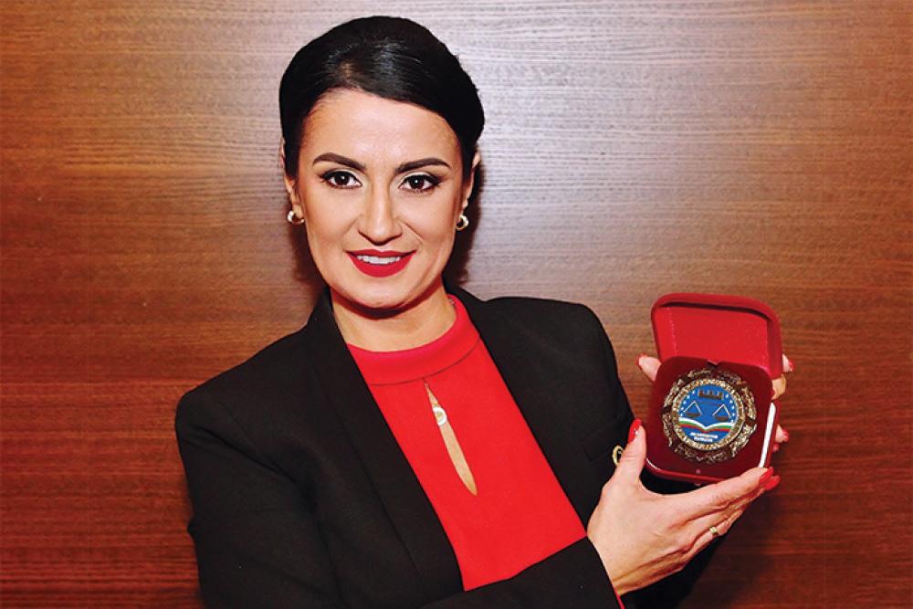 rayna avramova lawyer.jpg