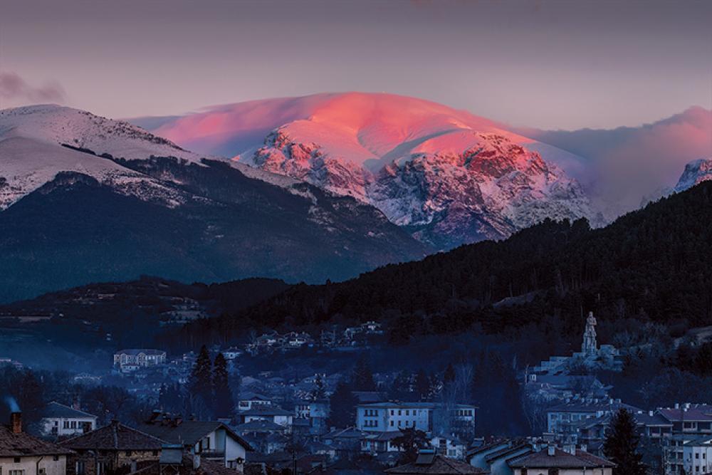 kalofer botev peak.jpg 