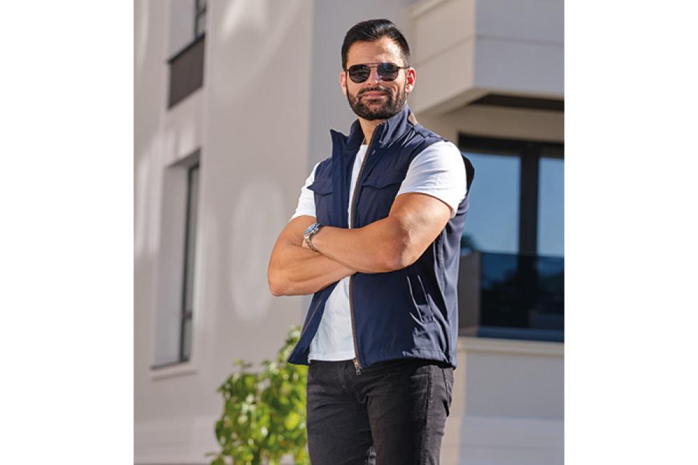 Daniel Damianovitch Active Build.jpg