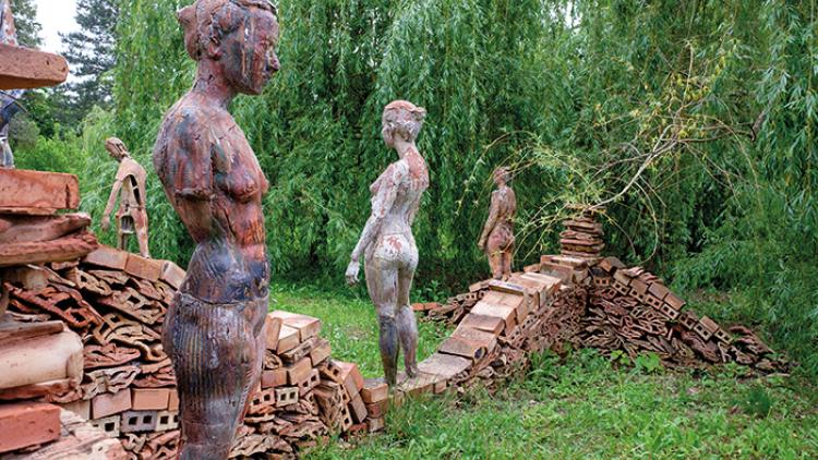 cherven bryag open air ceramic sculpture 5.jpg 